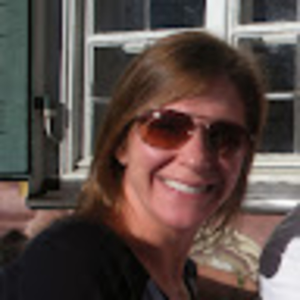 Meet your Posher, Kelly